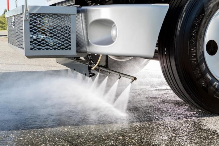 Dust suppression system water spraying