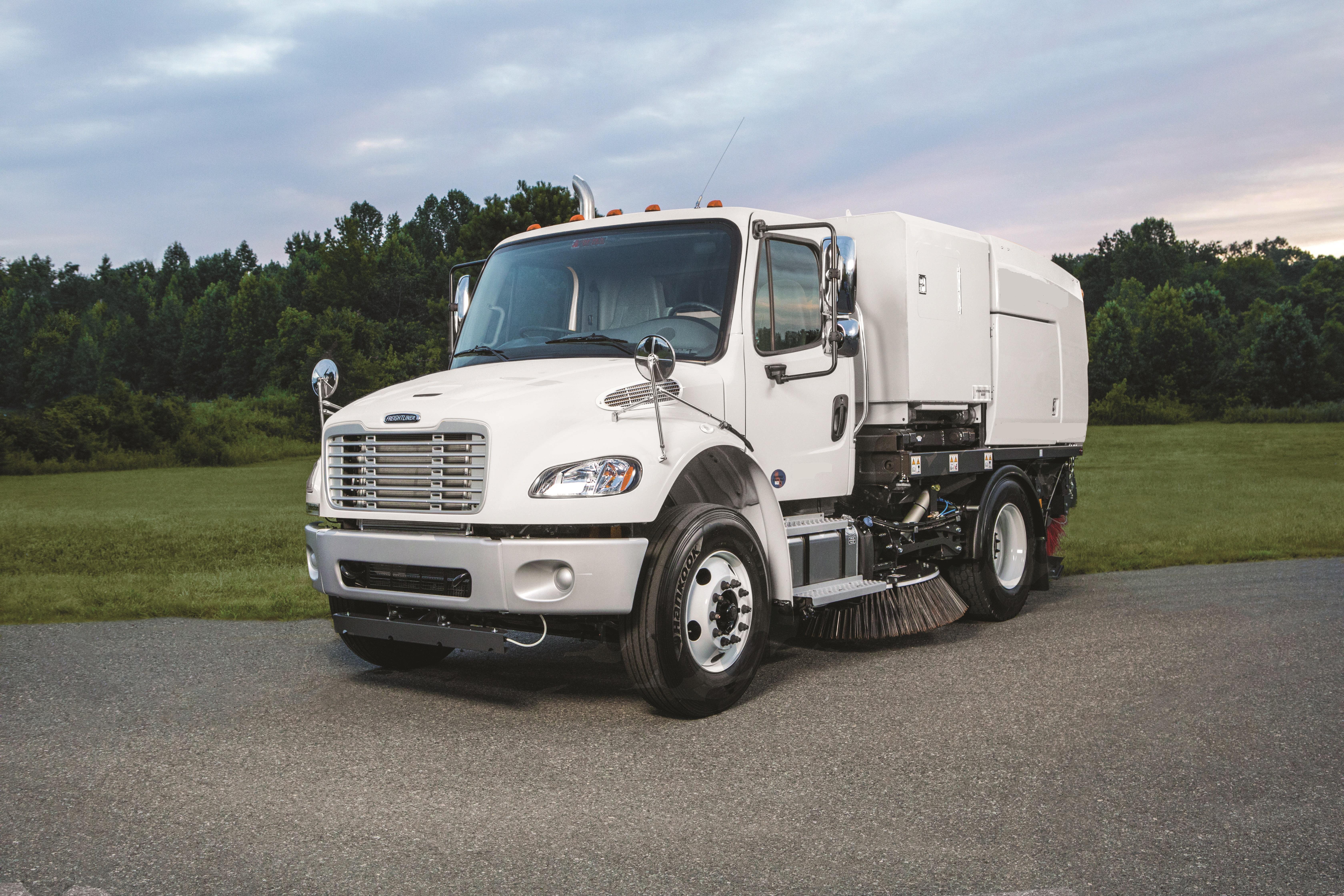 MaxPowa E35m - Truck mounted sweepers | Bucher Municipal