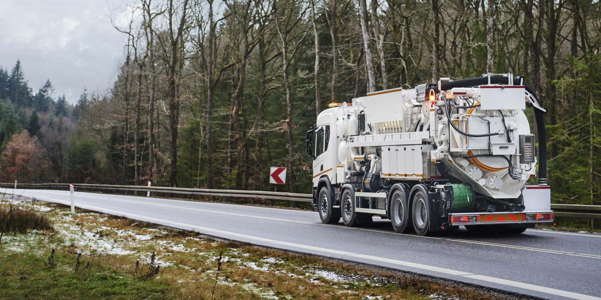 SuperRECycler® 414 Recycler sewer cleaning unit UK IE