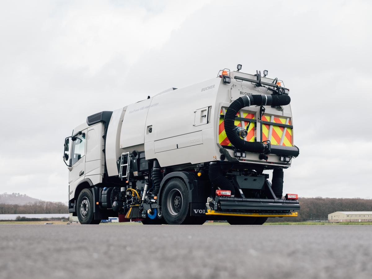 MaxPowa V65e - Truck mounted sweepers | Bucher Municipal