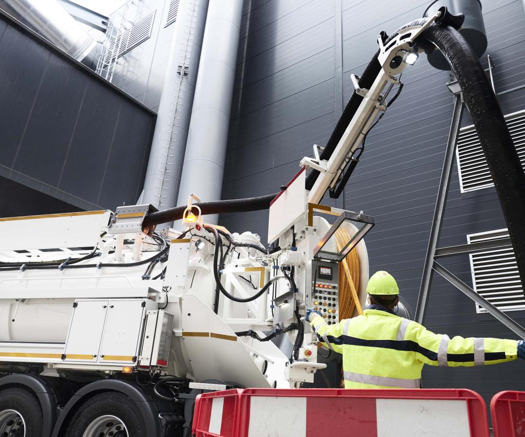 SuperFlex® 414 Combination sewer cleaning unit UK IE