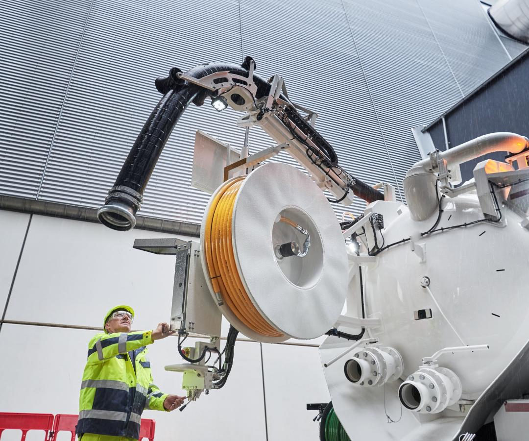 SuperFlex 414 sewer cleaning unit UK IE 