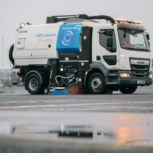 MaxPowa V65e Airport