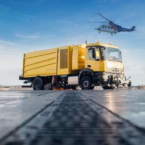 MaxPowa V95t aero - Runway Photo